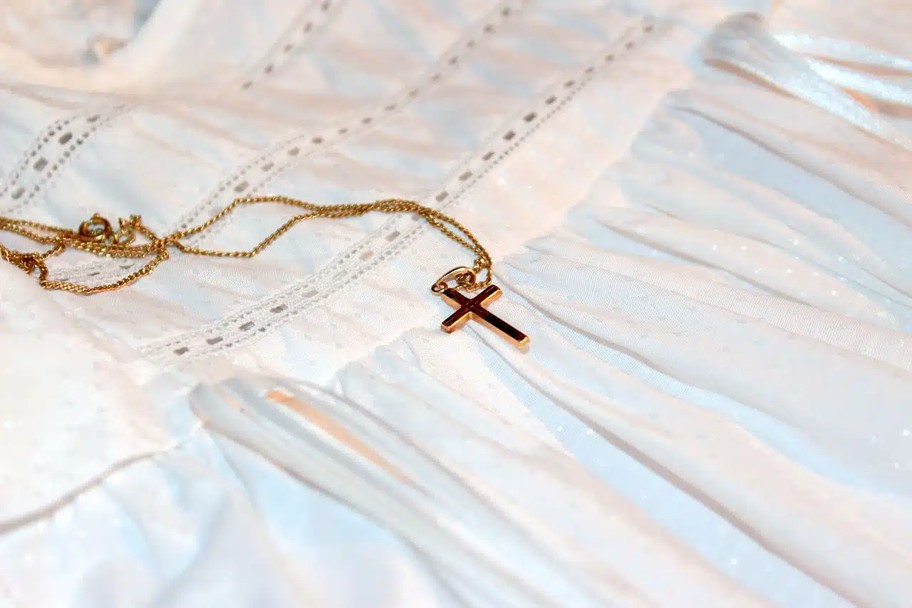 médaille croix bapteme